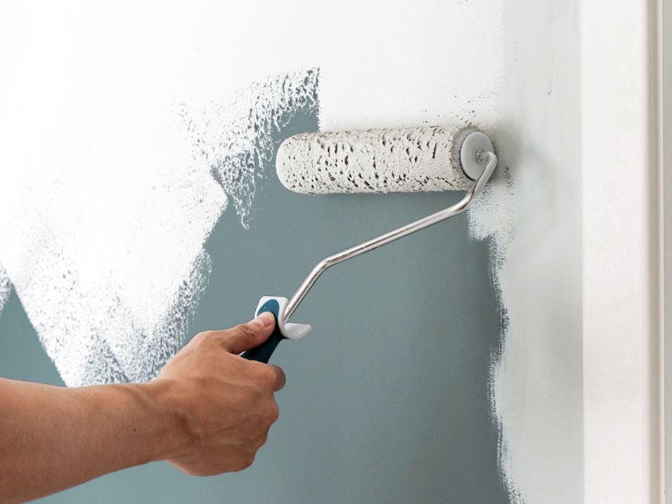 Top 6 things to consider before painting your walls